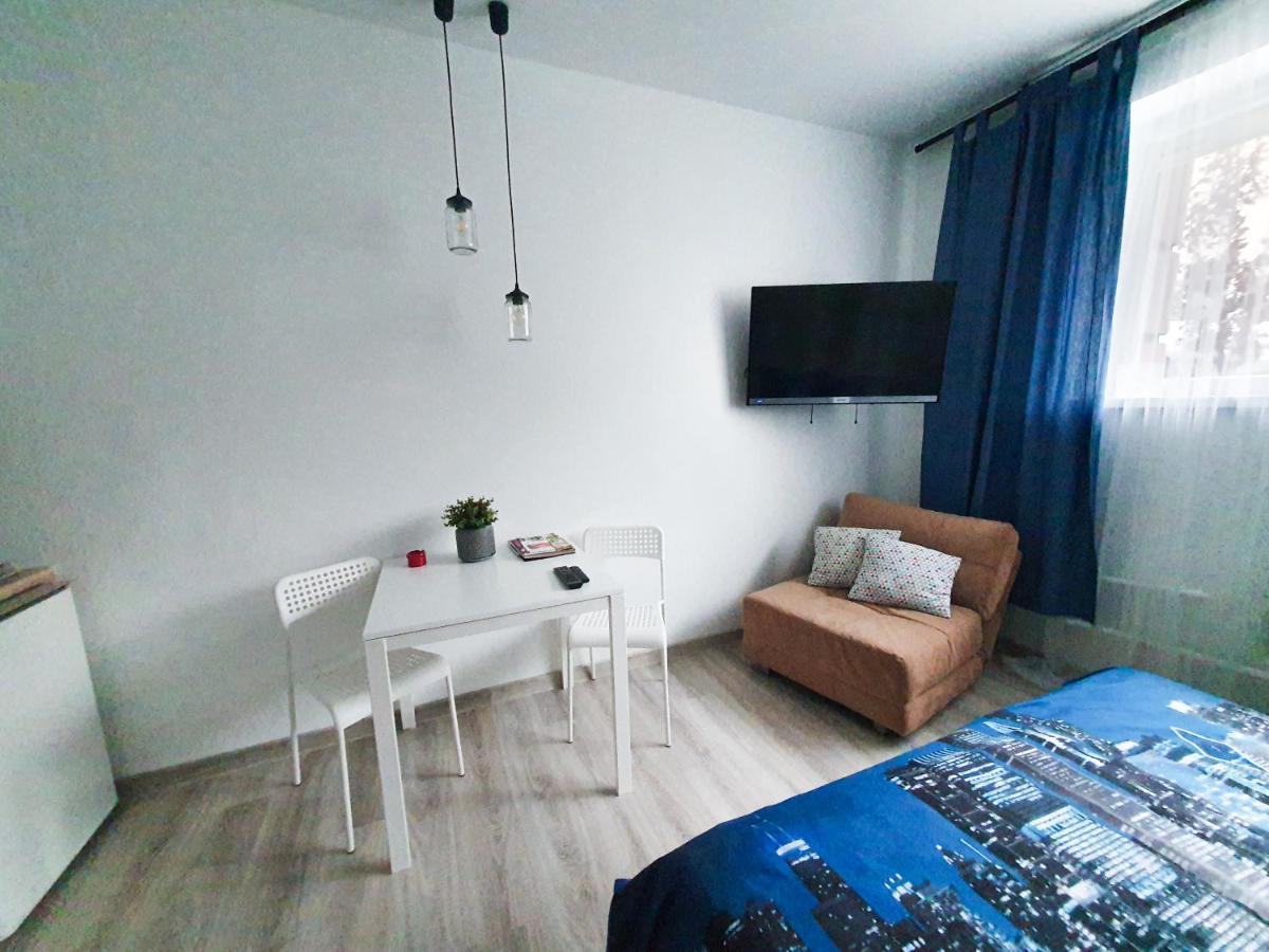 K-Town - City Center Park Studio Каунас Екстериор снимка